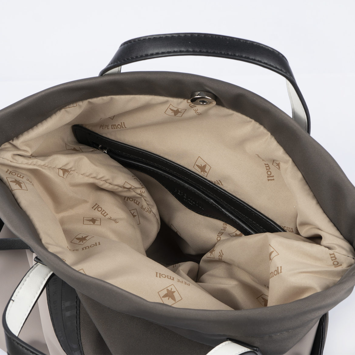 BOLSO MOCHILA GRIS 39005 interior
