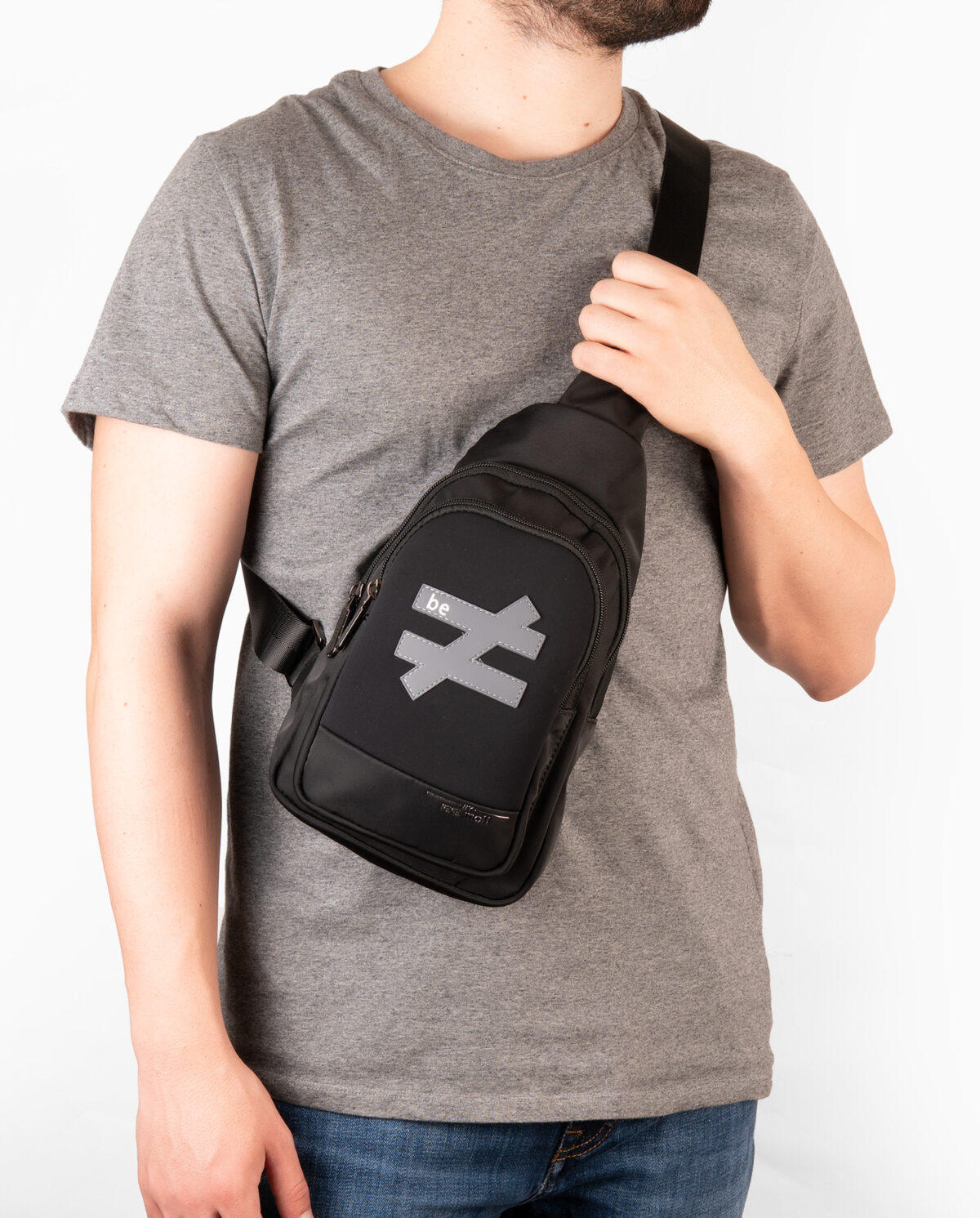Mochila bandolera negra 231502