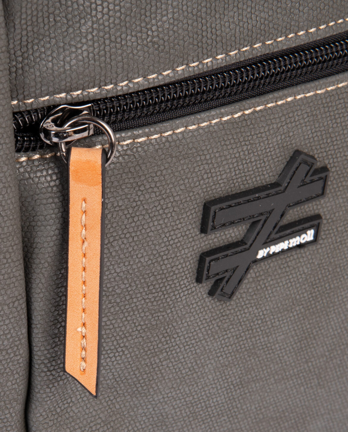 Mochila bandolera gris 231521