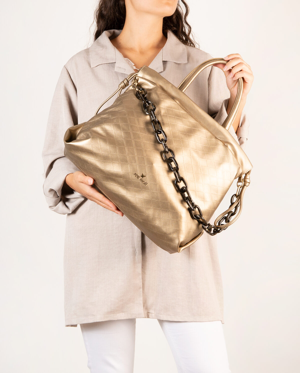Bolso de mano oro 232190