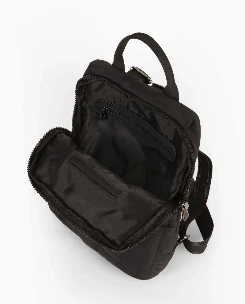 Mochila negra 232500
