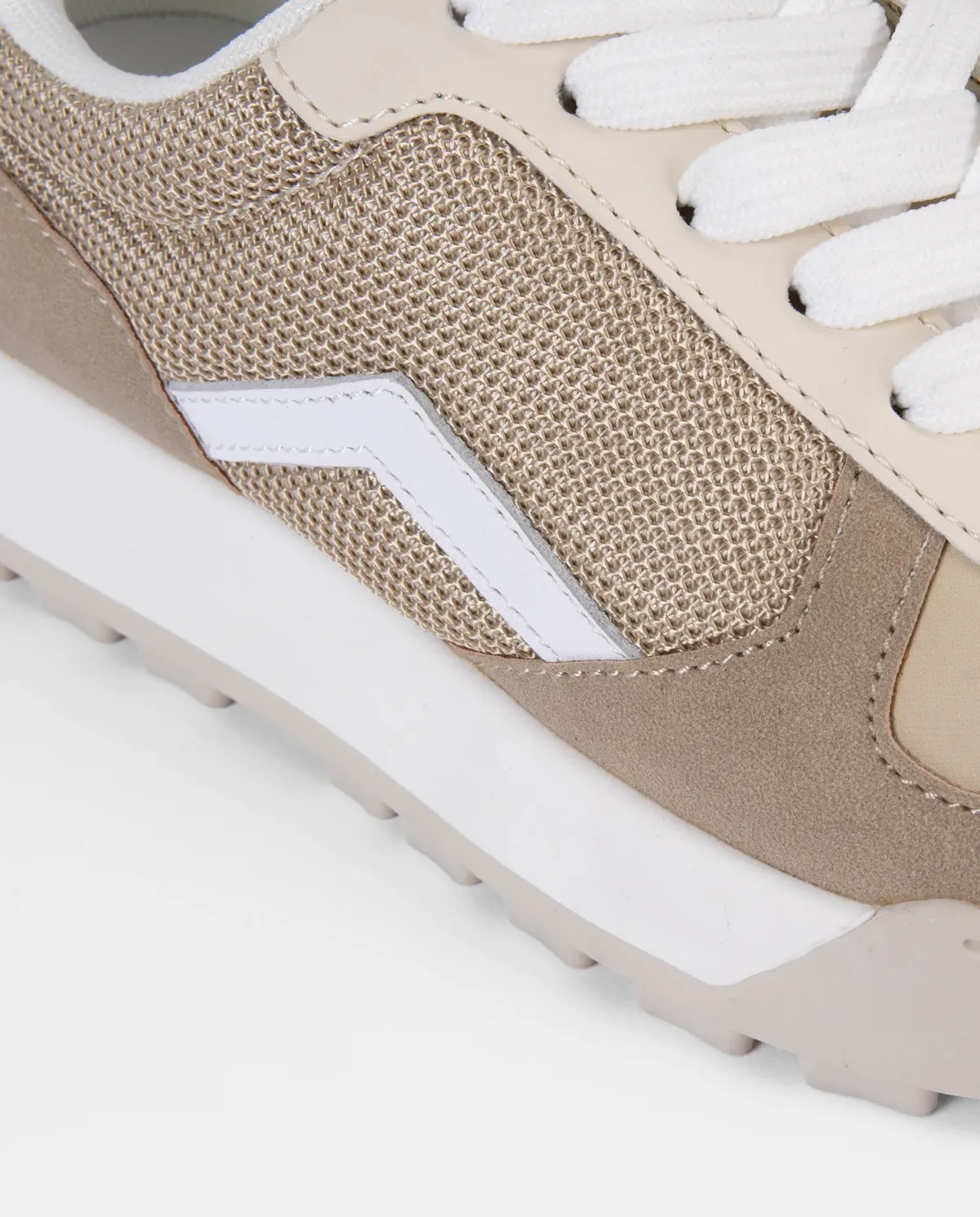 Zapatillas de mujer marrones 251920