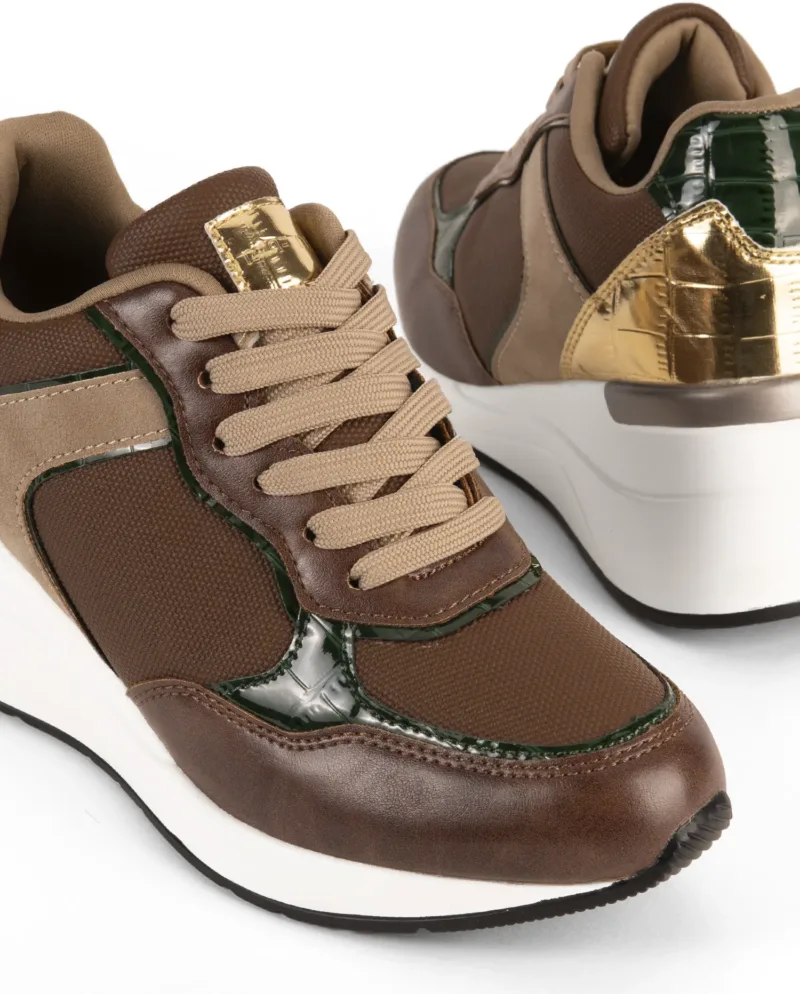 Zapatillas de mujer cuero 232801