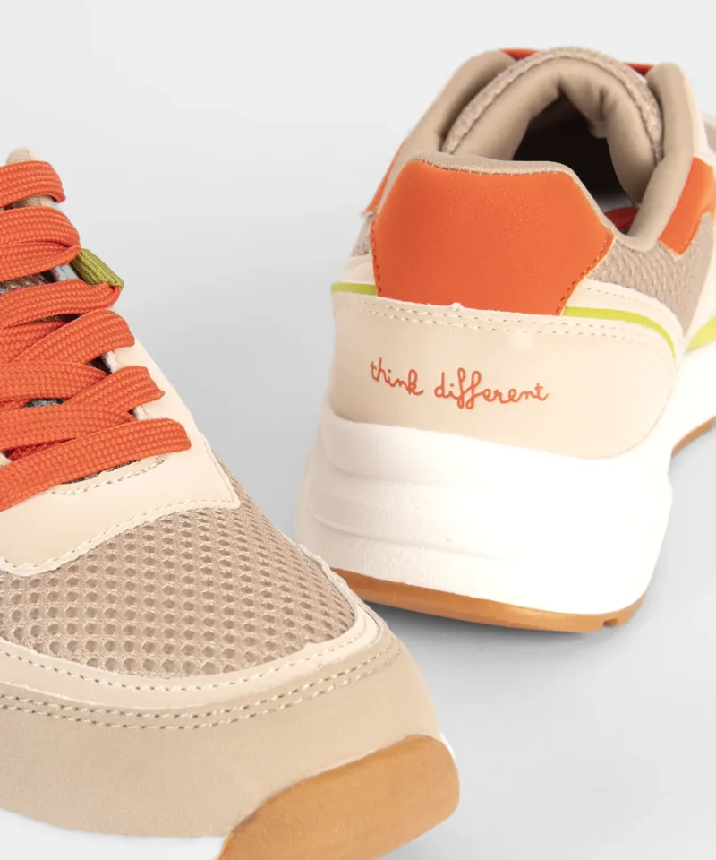 Zapatillas de mujer beige 261900